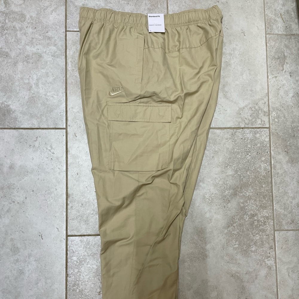 Nike Sportswear Utility Cargo Pants Mens Large Unlined New with tags DN4360-224